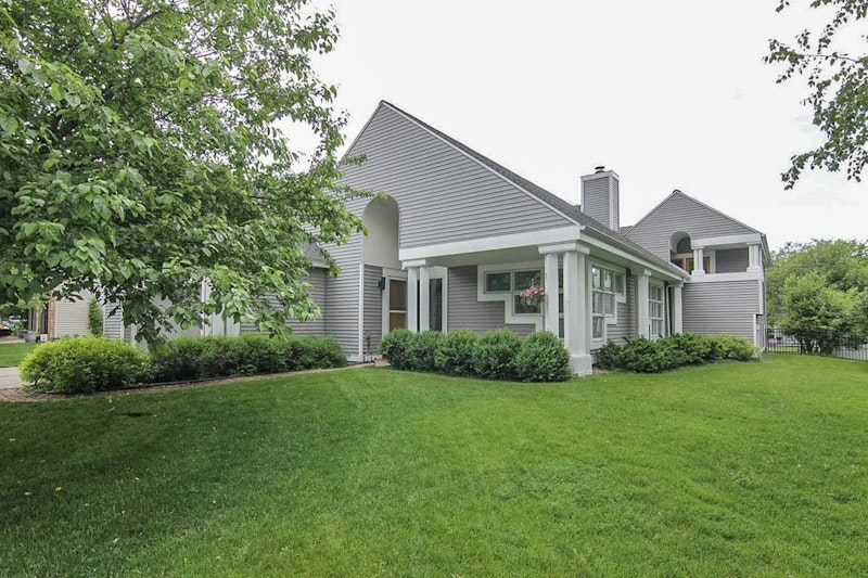 Fabulous home in Seminole Ridge! 5786 Seminole Ridge Circle, Fitchburg WI